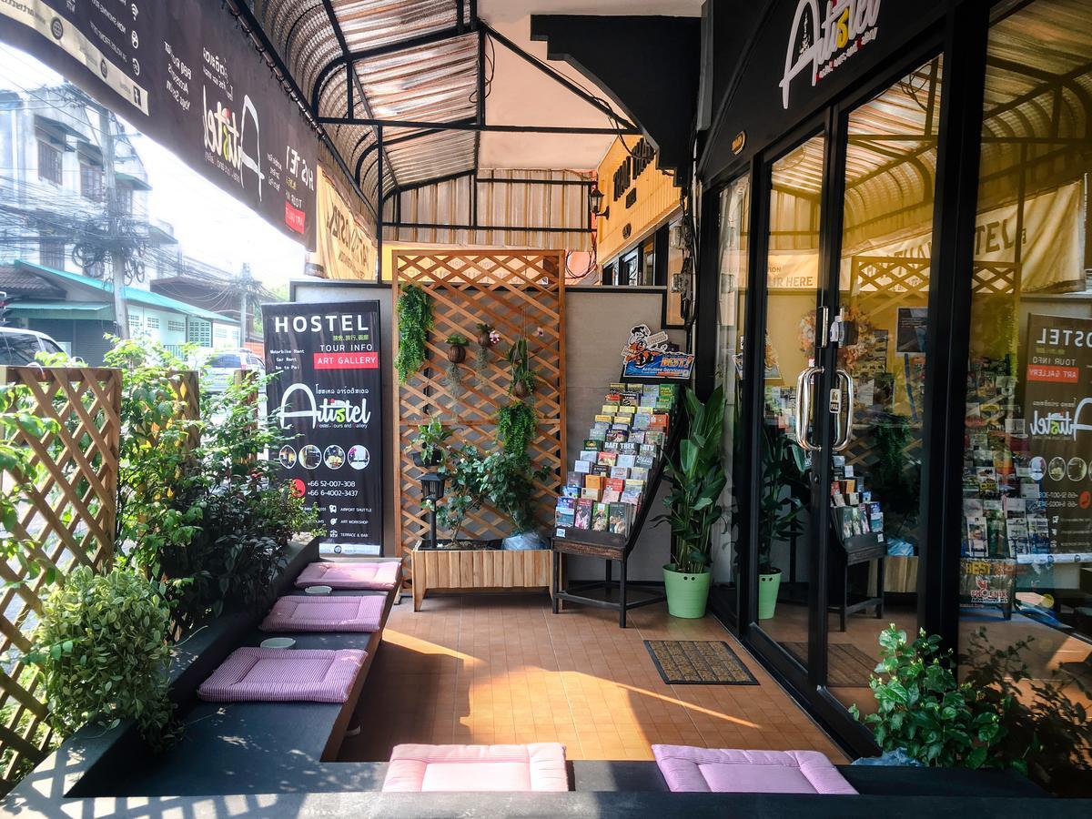 Hostel Artistel (Adults Only) Chiang Mai Exterior foto