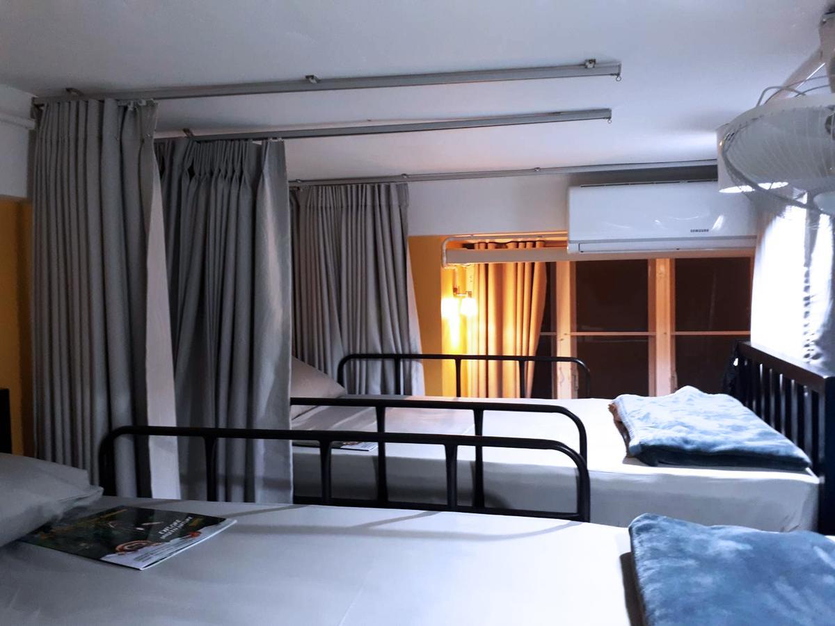 Hostel Artistel (Adults Only) Chiang Mai Exterior foto